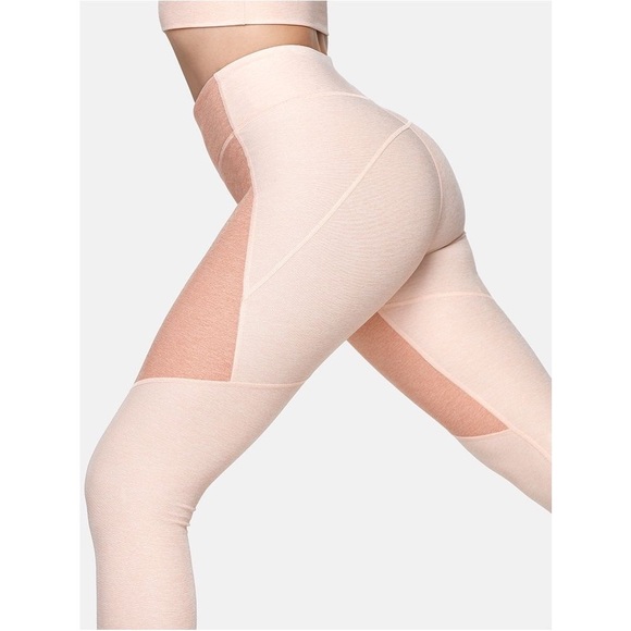Outdoor Voices Pants - ov• peach panel 3/4 leggings